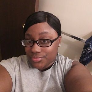 Meet your Posher, Tovia